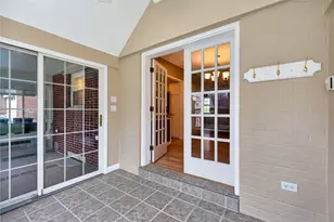 1810 S Main St, Dayton, OH 45409 - Photo 15