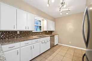 1810 S Main St, Dayton, OH 45409 - Photo 19