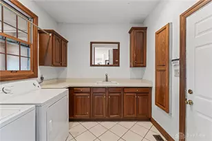 709 Brookmeade Ct, Beavercreek, OH 45434 - Photo 25