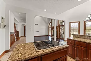 709 Brookmeade Ct, Beavercreek, OH 45434 - Photo 21