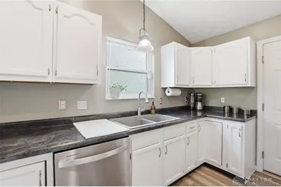 4381 Coach Light Trail, Dayton, OH 45424 - Photo 15