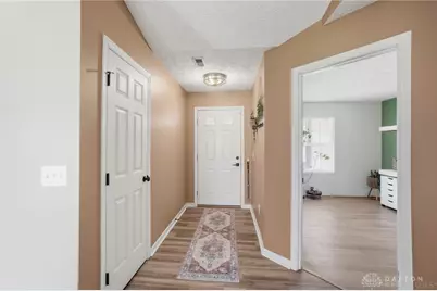 4381 Coach Light Trail, Dayton, OH 45424 - Photo 5