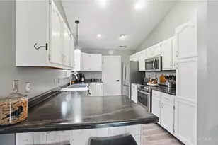 4381 Coach Light Trail, Dayton, OH 45424 - Photo 13