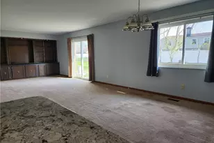 313 Highland Dr, Englewood, OH 45322 - Photo 5