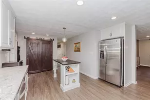 9043 Academy View Ct, Washington Twp, OH 45458 - Photo 15