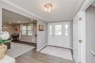 9043 Academy View Ct, Washington Twp, OH 45458 - Photo 5