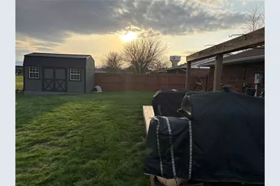 401 Chestnut Drive, Eaton, OH 45320 - Photo 19