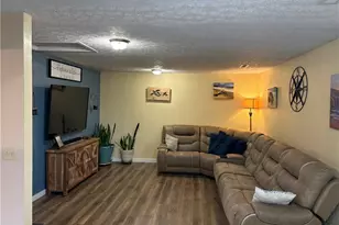 401 Chestnut Dr, Eaton, OH 45320 - Photo 7