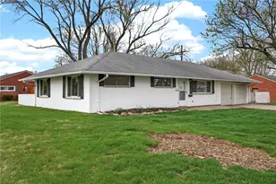 3907 Ackerman Blvd, Kettering, OH 45429 - Photo 3