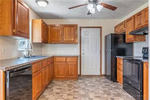 921 McDowell St, Xenia, OH 45385 - Photo 7