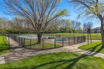 2416 Rona Village Boulevard, Fairborn, OH 45324 - Photo 23