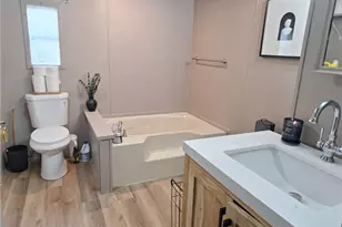 10561 Aldora Dr, Miami Township, OH 45342 - Photo 9