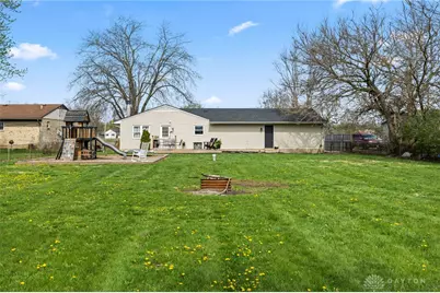 8969 Franklin Trenton Road, Franklin Twp, OH 45005 - Photo 9