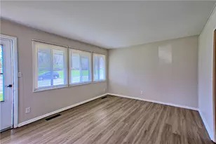 5151 Gardendale Ave, Trotwood, OH 45417 - Photo 5