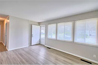 5151 Gardendale Avenue, Trotwood, OH 45417 - Photo 7