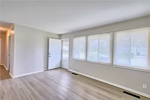 5151 Gardendale Ave, Trotwood, OH 45417 - Photo 7