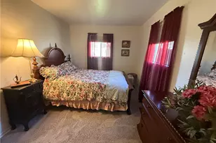 5723 Lily Ln, Harrison Twp, OH 45414 - Photo 5