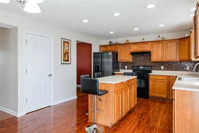 3020 Mugavin Court, Riverside, OH 45424 - Photo 9