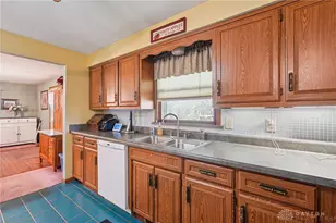 203 N Bickett Rd, Xenia Twp, OH 45385 - Photo 11