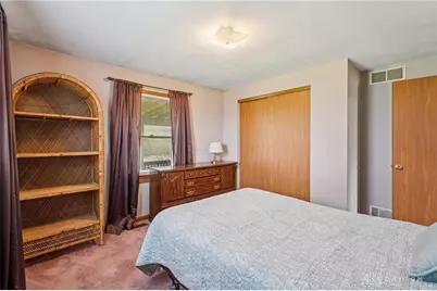 203 N Bickett Road, Xenia Twp, OH 45385 - Photo 23