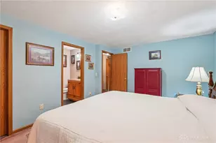 203 N Bickett Rd, Xenia Twp, OH 45385 - Photo 21