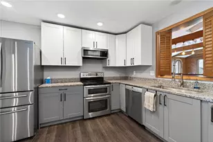 2157 Crystal Marie Dr, Beavercreek, OH 45431 - Photo 3