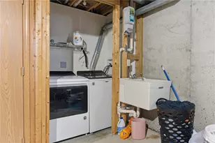 8747 Waynes Way, Blanchester, OH 45107 - Photo 25