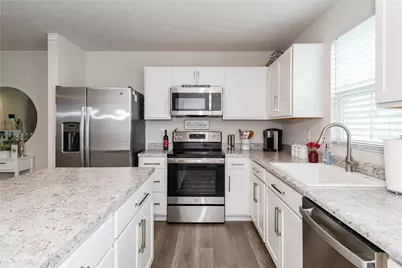 5966 Warm Springs Drive, Middletown, OH 45042 - Photo 9