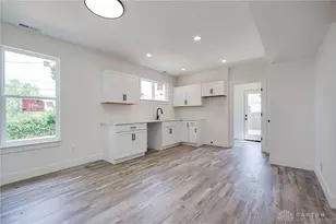 4253 Pleasant View Ave, Dayton, OH 45420 - Photo 9