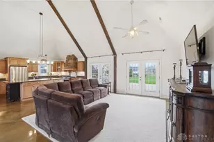 1574 Vicki Ln, Turtlecreek Twp, OH 45036 - Photo 13