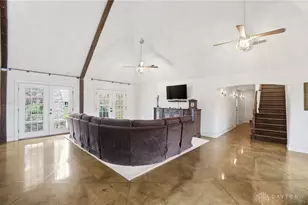 1574 Vicki Ln, Turtlecreek Twp, OH 45036 - Photo 11