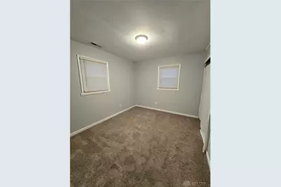 481 Kirkwood Drive, Fairborn, OH 45324 - Photo 9