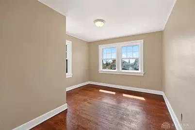 125 E Siebenthaler Avenue, Dayton, OH 45405 - Photo 21