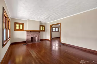 125 E Siebenthaler Avenue, Dayton, OH 45405 - Photo 7