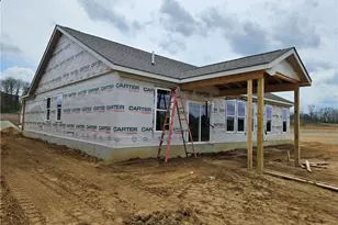 2276 Tandem Dr, Xenia, OH 45385 - Photo 5