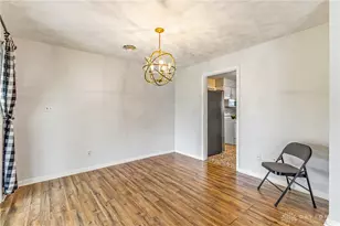 317 Wolf Ave, Englewood, OH 45322 - Photo 5