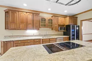 2350 Lostwood Ct, Beavercreek Twp, OH 45385 - Photo 43