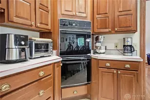 2350 Lostwood Ct, Beavercreek Twp, OH 45385 - Photo 27