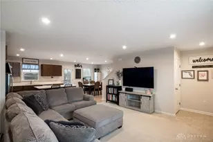 4341 Purple Aster Ct, Dayton, OH 45404 - Photo 3