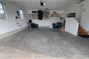 930 Oak Hill Ct, Troy, OH 45373 - Photo 23