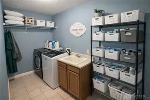 930 Oak Hill Ct, Troy, OH 45373 - Photo 11