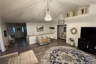 930 Oak Hill Ct, Troy, OH 45373 - Photo 5