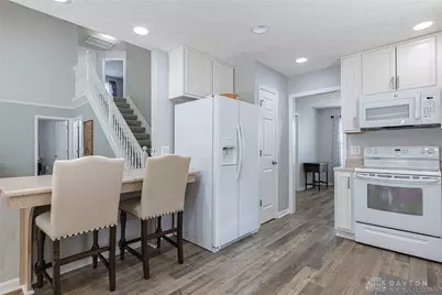 413 Lindell Drive, Germantown, OH 45327 - Photo 9