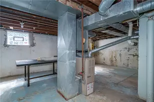 2125 S Smithville Rd, Dayton, OH 45420 - Photo 29