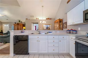 139 Edinburgh Village Dr, Centerville, OH 45458 - Photo 11