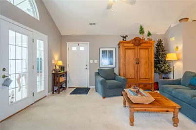 139 Edinburgh Village Drive, Centerville, OH 45458 - Photo 7