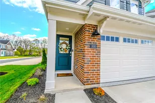 1630 S Golden Clove Bnd, Sugarcreek Twp, OH 45305 - Photo 3