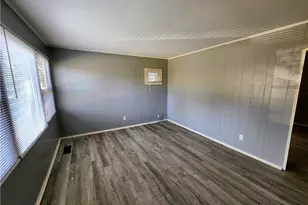 1303 Graystone Dr, Dayton, OH 45417 - Photo 3