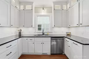 19 Beverly Pl, Oakwood, OH 45419 - Photo 17