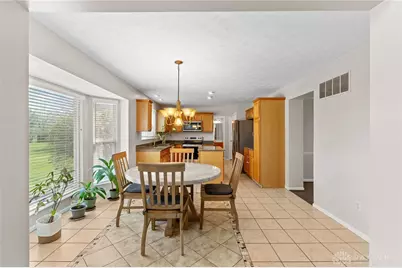 2346 Charleston Way, Beavercreek, OH 45431 - Photo 9